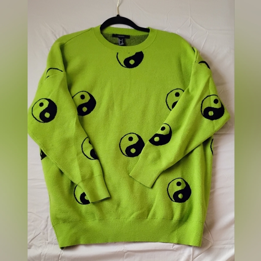 Forever 21 Soft Green Sweater with Yin Yang Design